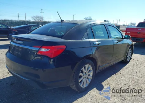 2014 Chrysler 200 Limited z USA, uszkodzony, nr VIN 1C3CCBCG6EN156793